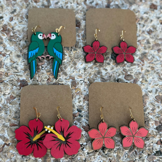 Aretes de Madera Pintados a Mano – Puerto Rico