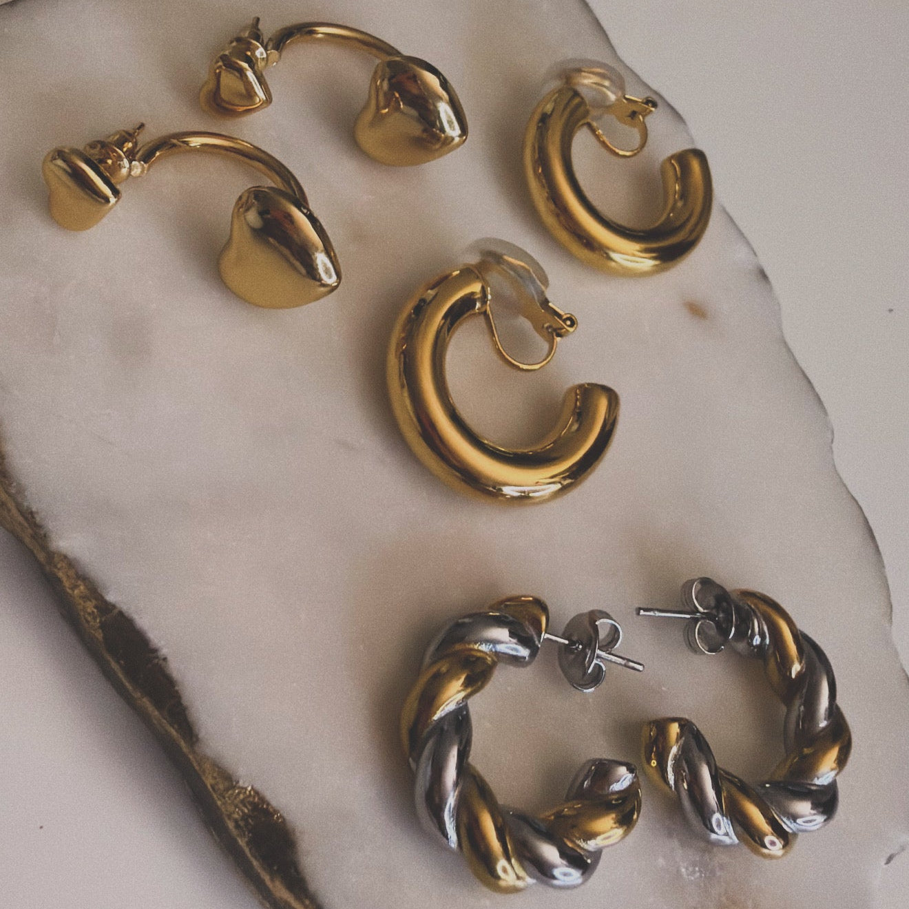 Pantallas Alquimia – Aretes de Acero Inoxidable